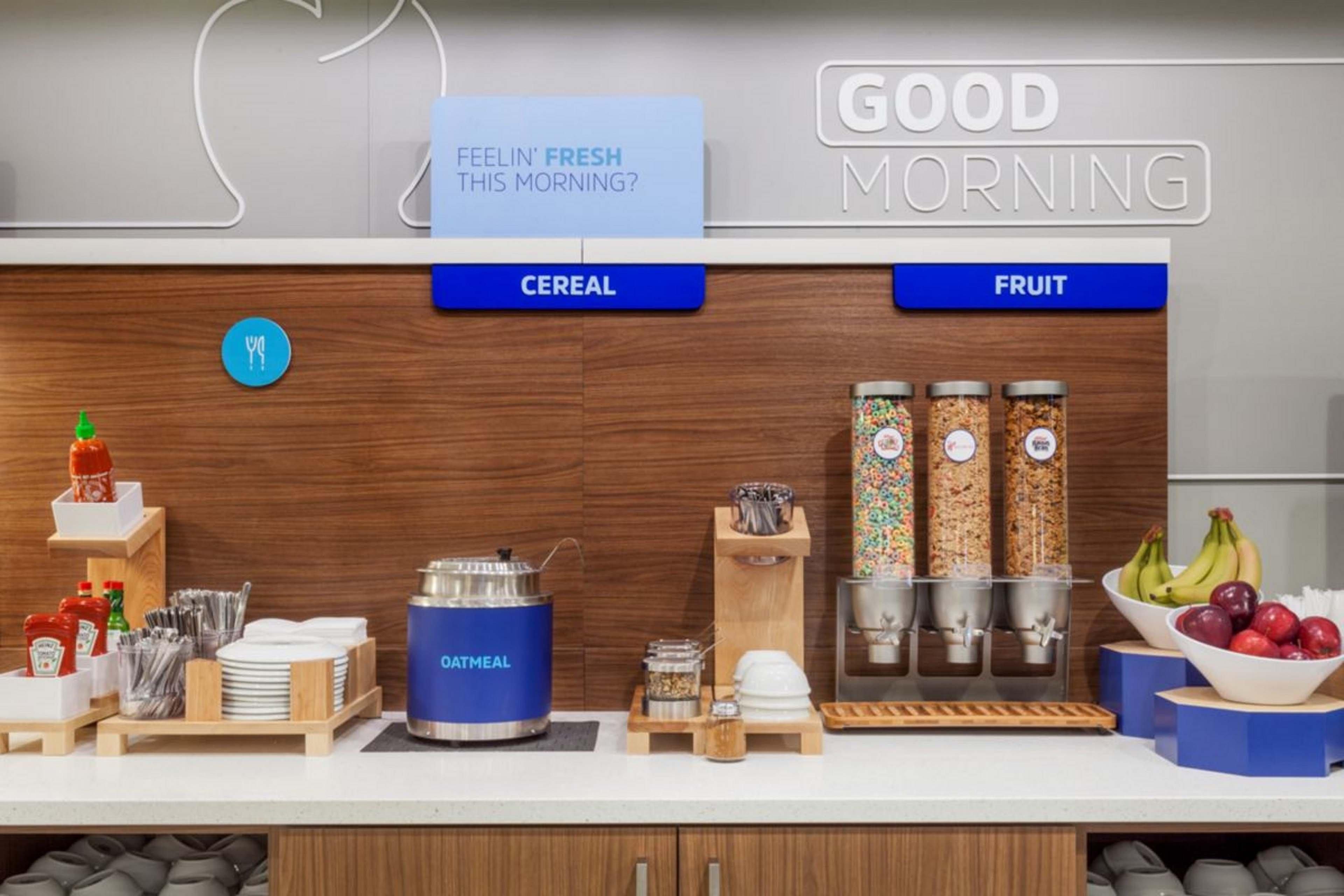 Holiday Inn Express & Suites - Lexington W - Versailles By Ihg Buitenkant foto