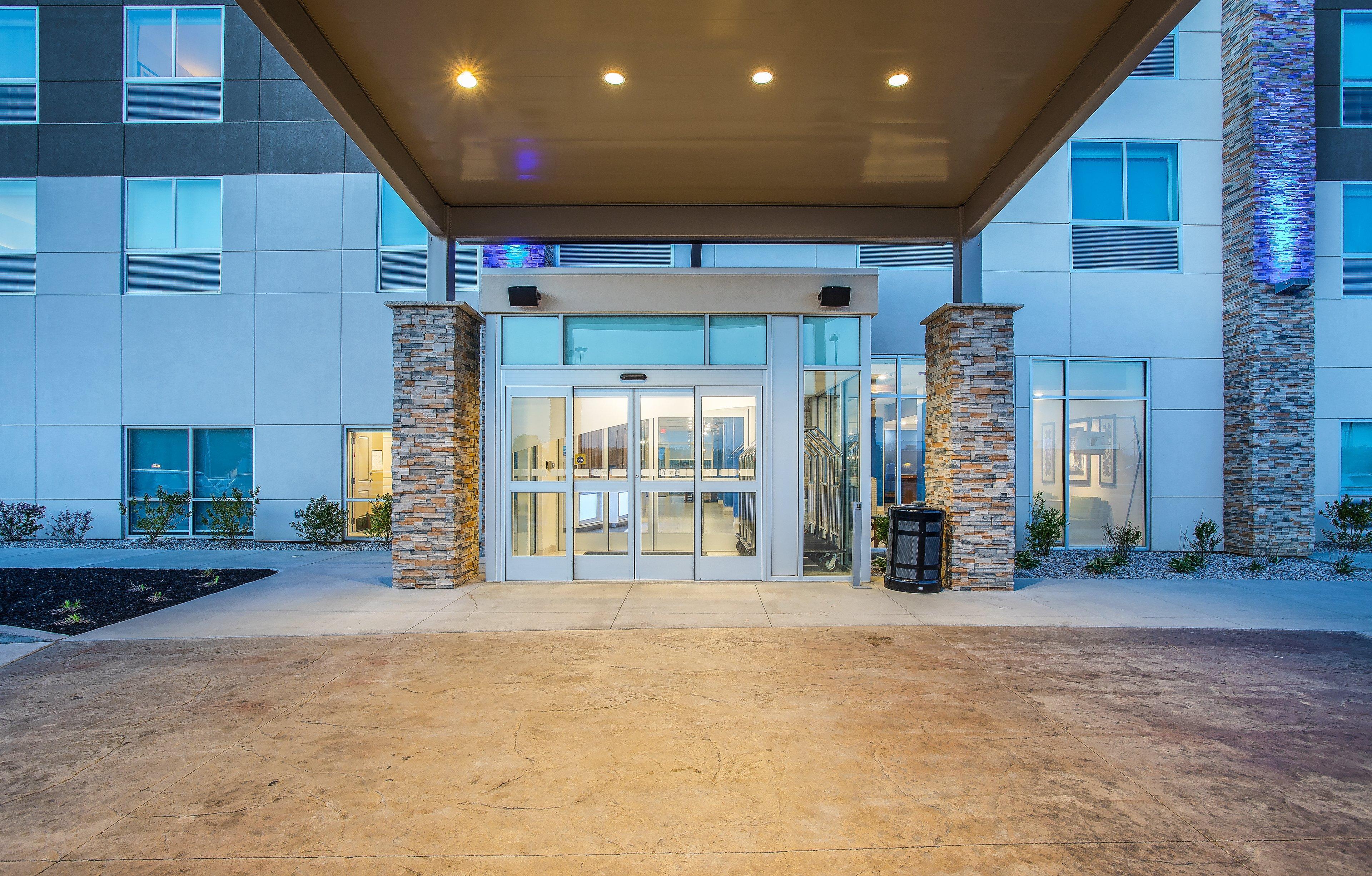 Holiday Inn Express & Suites - Lexington W - Versailles By Ihg Buitenkant foto